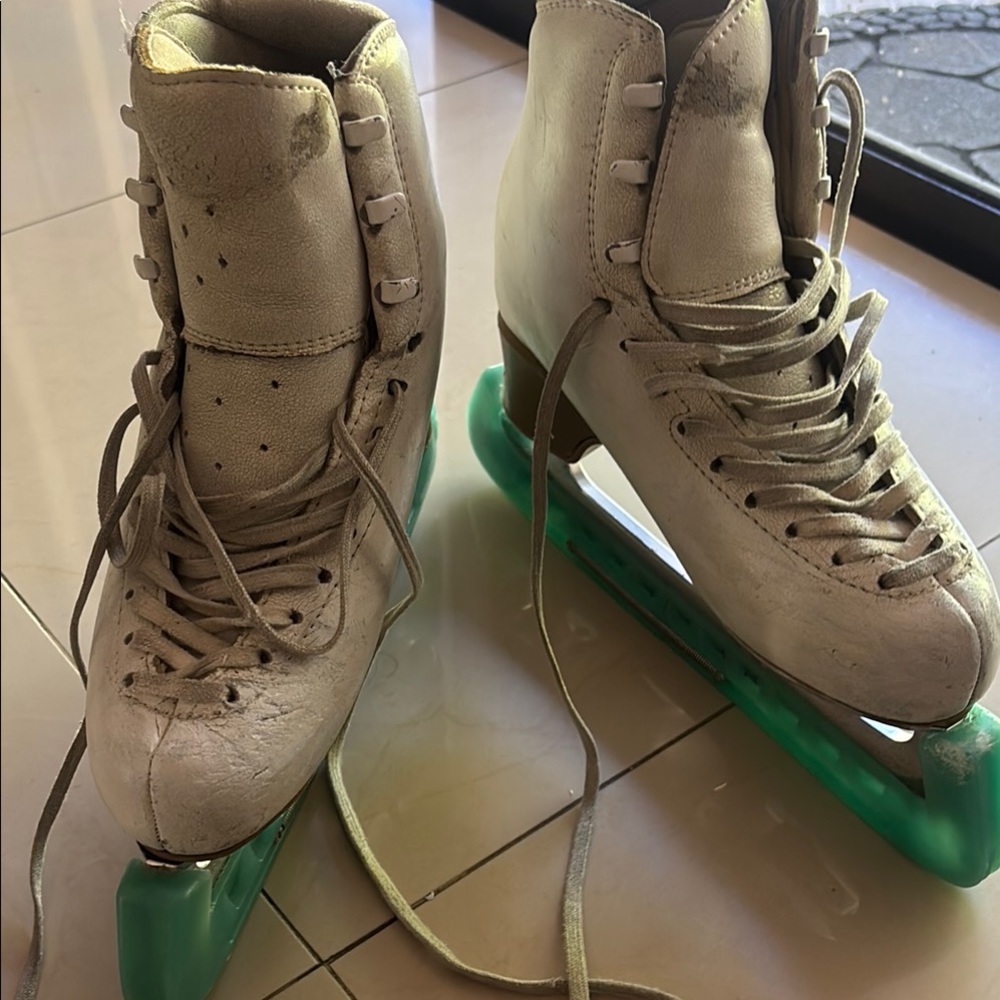 Edea White Ice Skates with Brown Accents - Picture 3 of 11